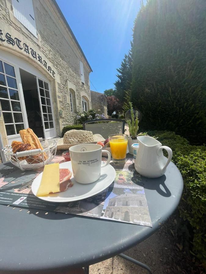 Logis Domaine Du Prieure Otel Tonnay-Boutonne Dış mekan fotoğraf